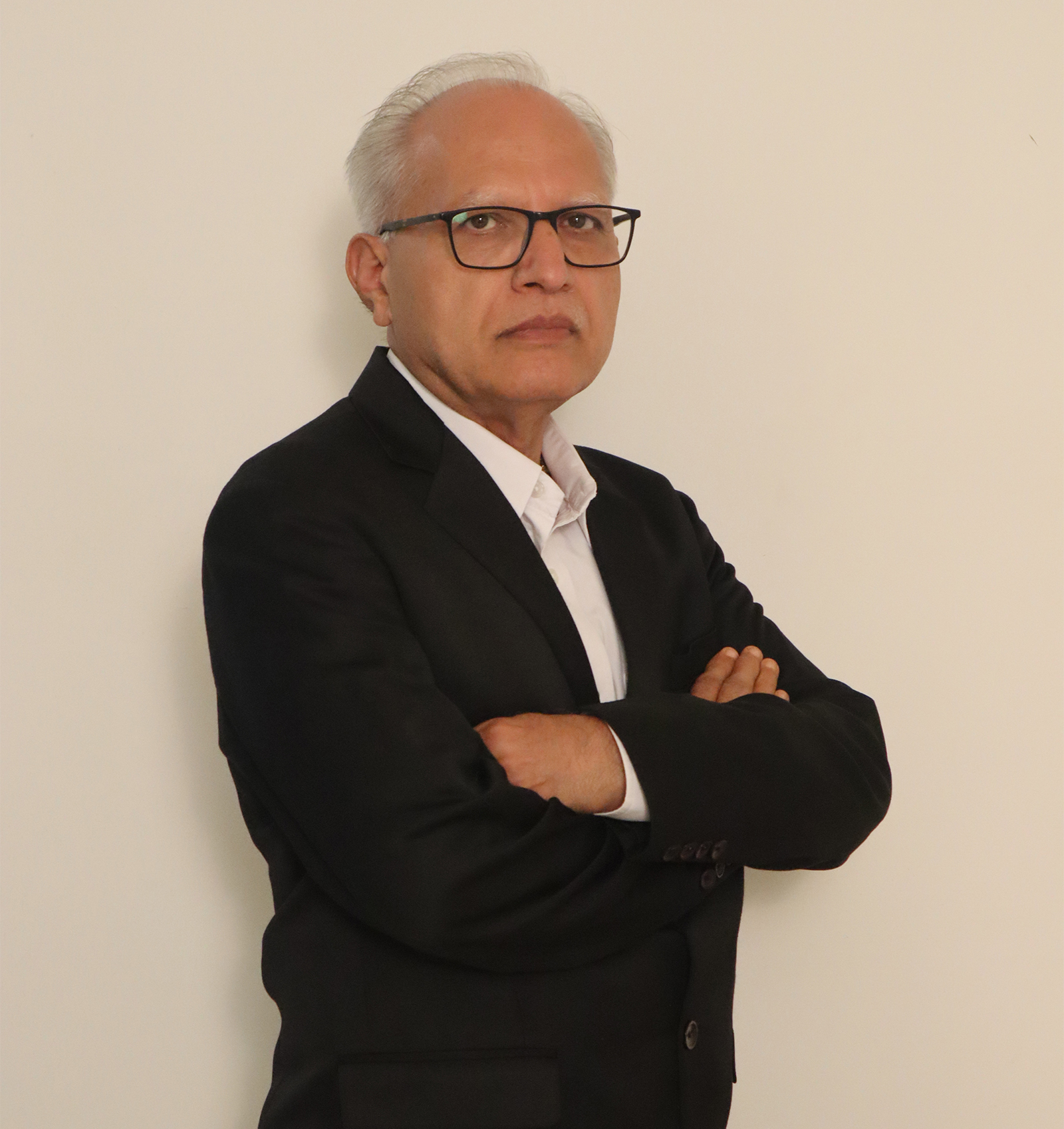 Dr. Tarun Dave